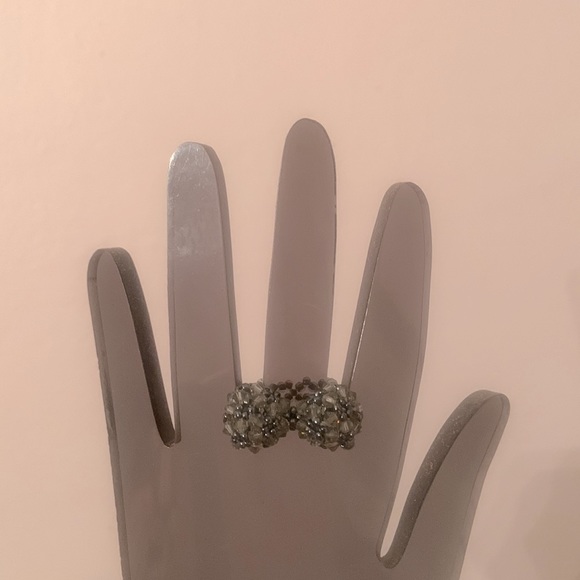 HANDMADE - Grey Ribbon Ring 🎀🤍 - Picture 3 of 3